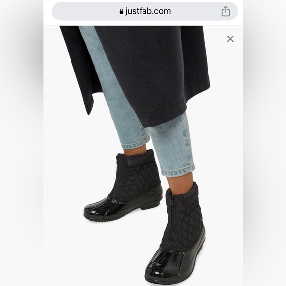 *ADD ME FOR FREE ON ORDERS $50+* JustFab Evi Slip-On Quilted Duck Boot - Black - Picture 5 of 5